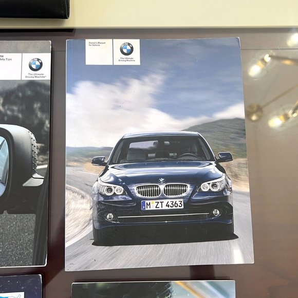 2008 BMW 5 Series Complete Owner Manual Portfolio! - Picture 2 of 15